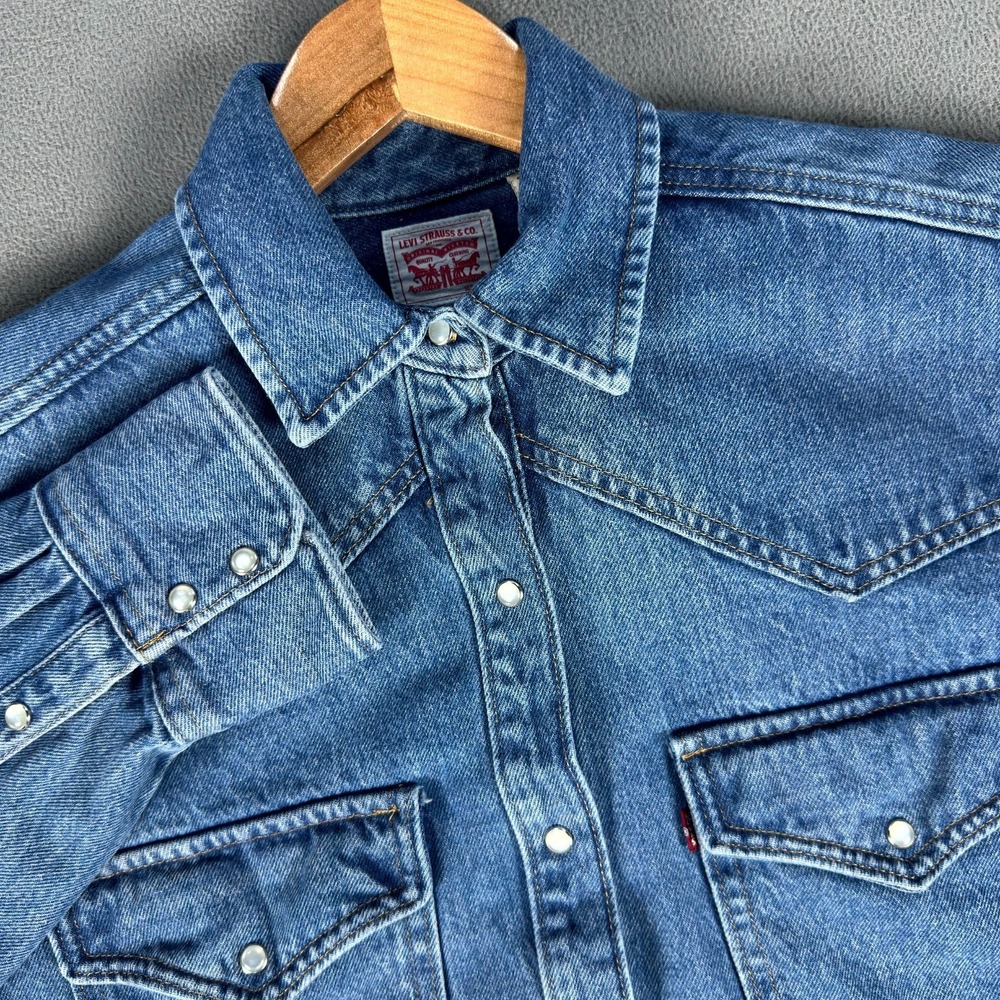 Levis Pearl Snap Shirt Womens Small Blue Dylan Oversized Western Shacket Cowgirl